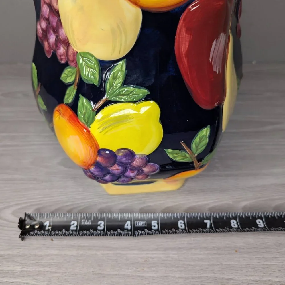 Nonni's Biscotti Hand Painted Ceramic Jar w/Sealed Fitted Lid 11